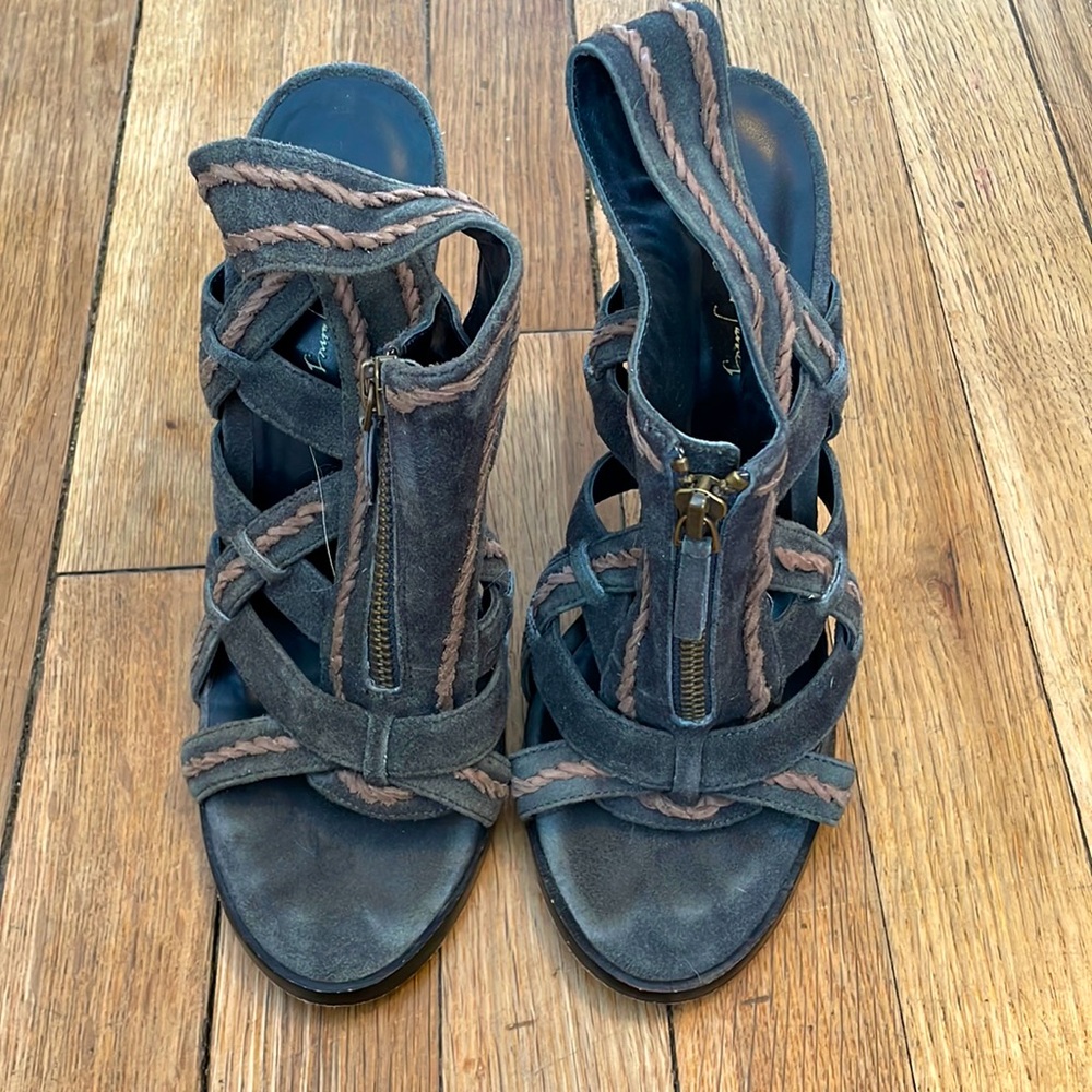 Elizabeth and James grey suede heels